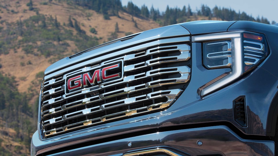 Close-up of the Grille on the GMC Yukon Large SUV