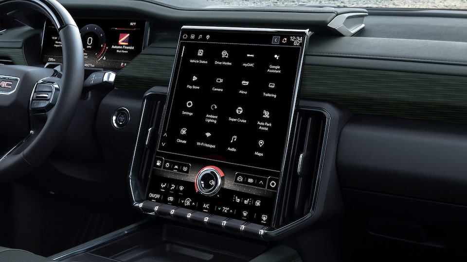 Interior View of the Infotainment System in a 2024 GMC Acadia AT4 SUV