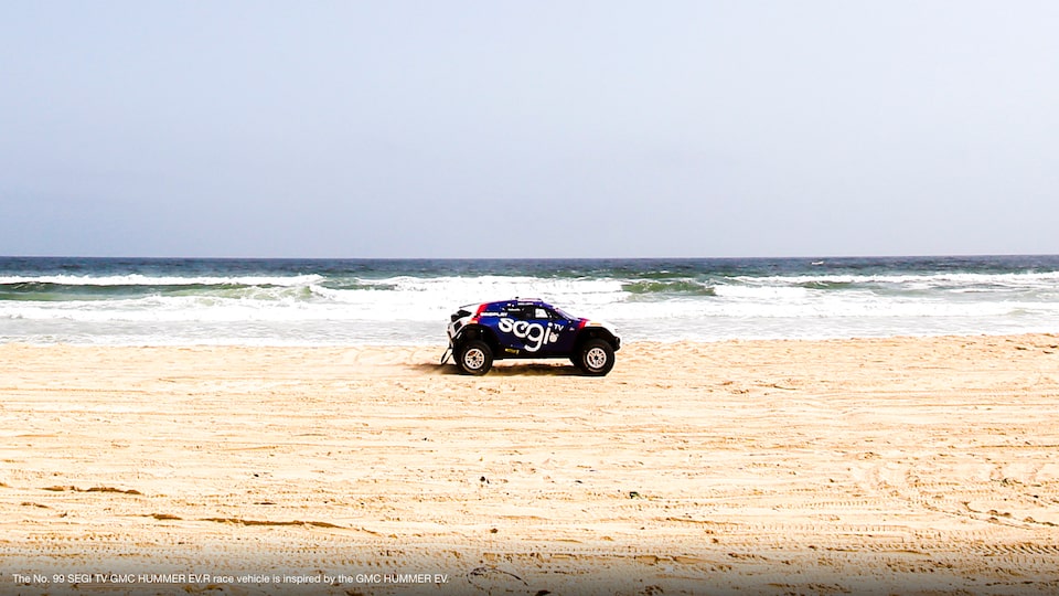 GMC HUMMER EV.R Race Design on the Beach