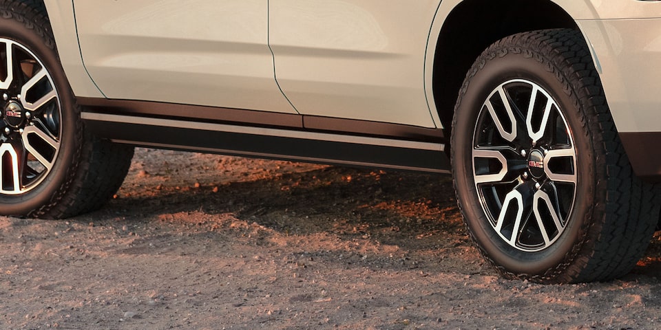 Close-Up on the Assist Step on the 2024 GMC Yukon Denali