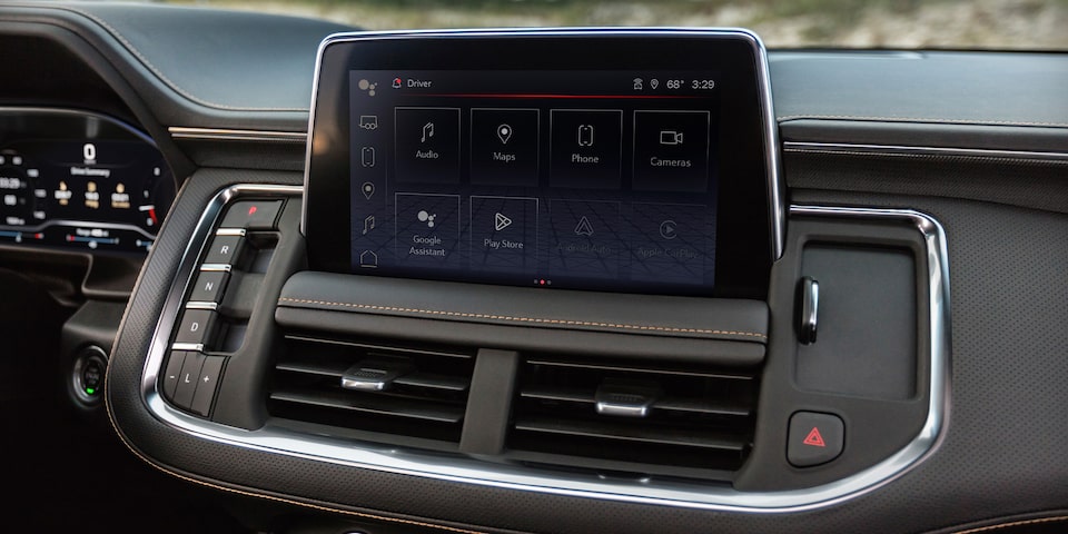 Infotainment System Touch Screen Display Inside the 2024 GMC Yukon