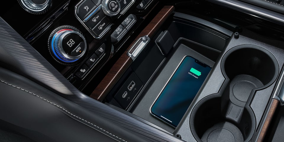 Wireless Smartphone Charging Port Inside the 2024 GMC Yukon